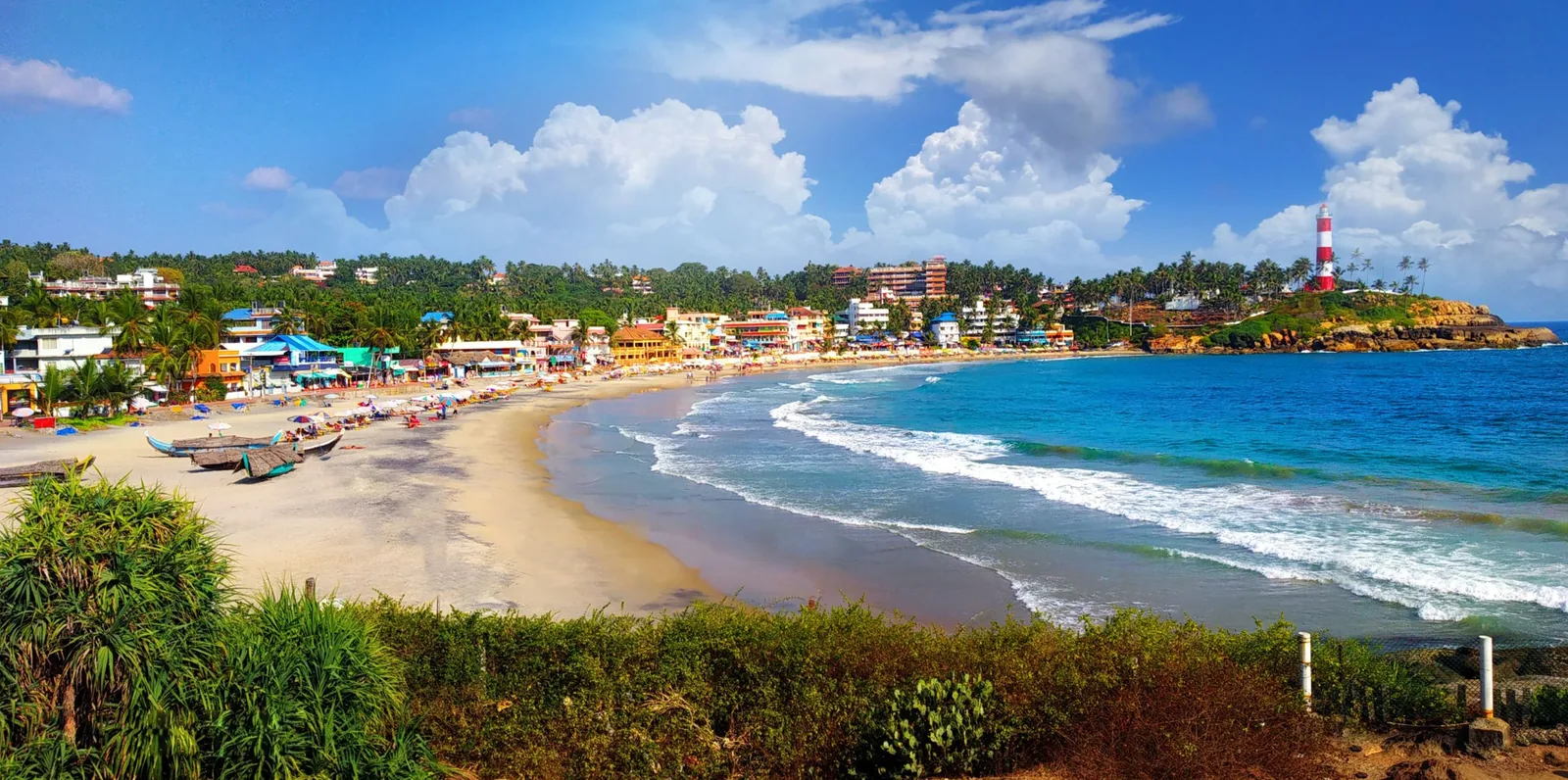 Varkala cliff beach — Kerala beach tour package